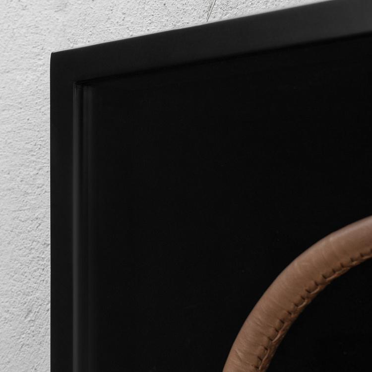 Арт-объект Кожаный руль гоночного автомобиля за стеклом в раме, M Shadow Box Leather Steering Wheel Medium