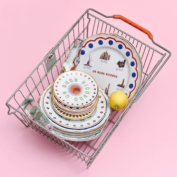 Обеденная тарелка Хорошие воспоминания Памятники Un Buon Ricordo Dinner Plate Monumenti