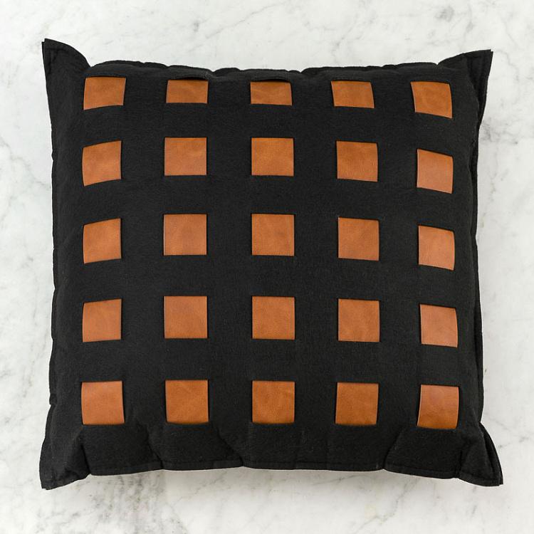 Квадратная подушка из фетра и искусственной кожи Black Felt And Faux Leather Cushion
