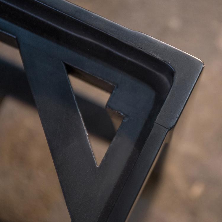 Основание под сундук тёмного цвета Dark Stand