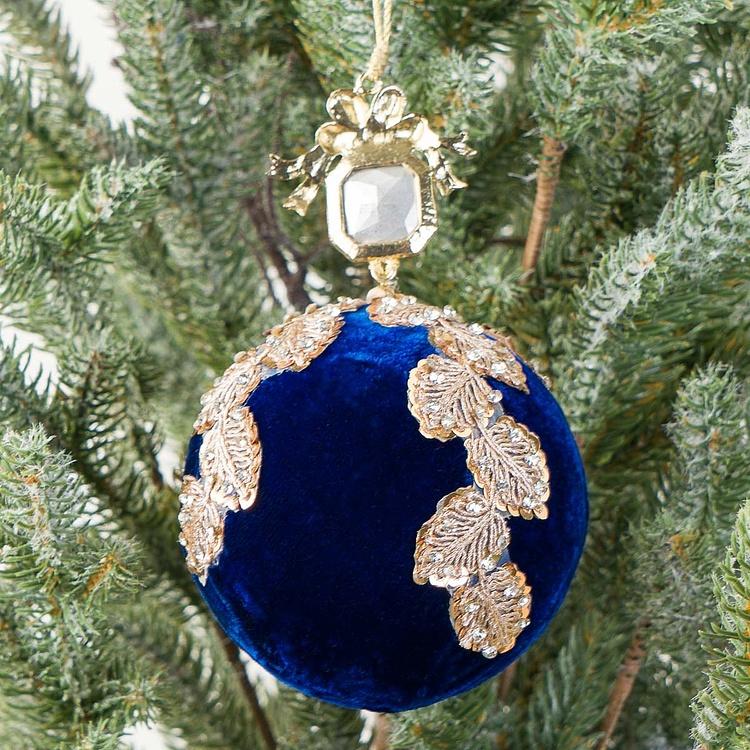 Ёлочная игрушка Синий бархатный шар с золотой аппликацией и бусиной Gold Applique And Bead Velvet Ball Blue 15 cm