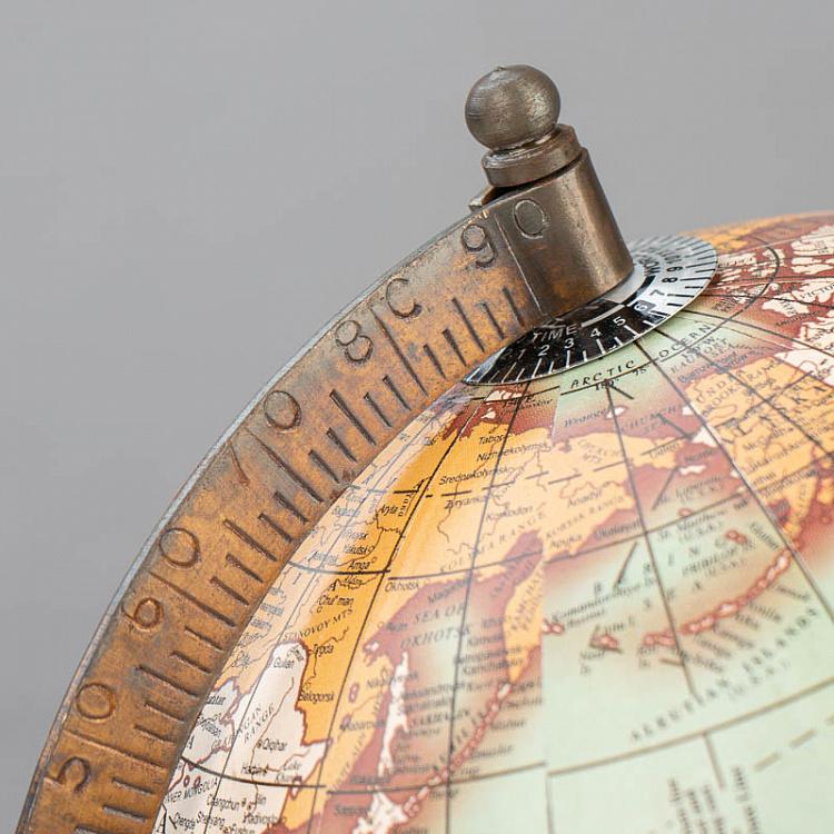 Винтажный зелёный глобус на деревянном основании Vintage Globe Green Gold On Natural Base