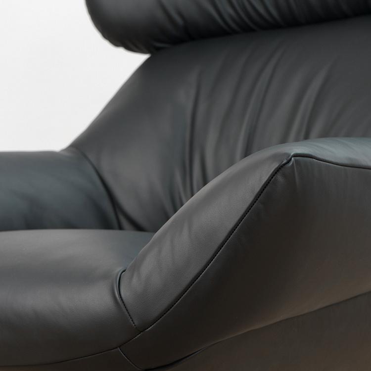 Вращающееся кресло Бельфьоре с подголовником, титановые ножки Belfiore Wing Swivel Armchair, Titanium