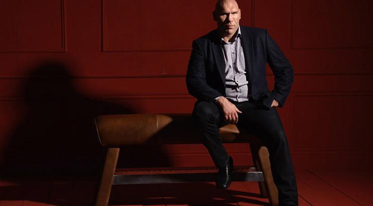 Куча наших товаров и толпа ведущих «Спорт FM» в фотошколе Олега Зотова