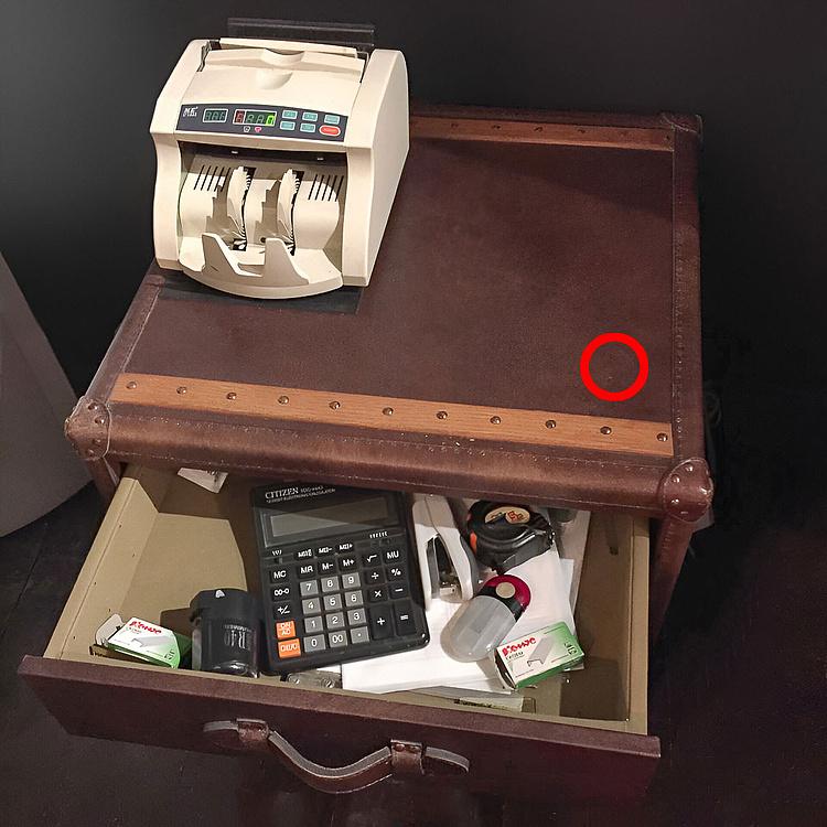 Тумба-сундук Стоунихерст, L дисконт8 Stonyhurst Lamp Table Large discount8