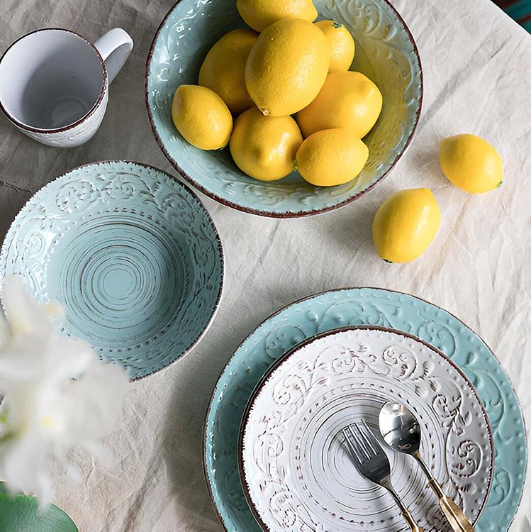 Сервировочная тарелка в деревенском стиле голубая Rustic Fare Serving Bowl Aqua