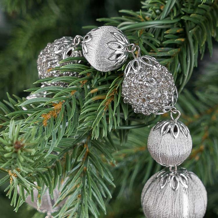 Гирлянда из серебряных бусин с кисточками Silver Beads And Tassels Garland 100 cm