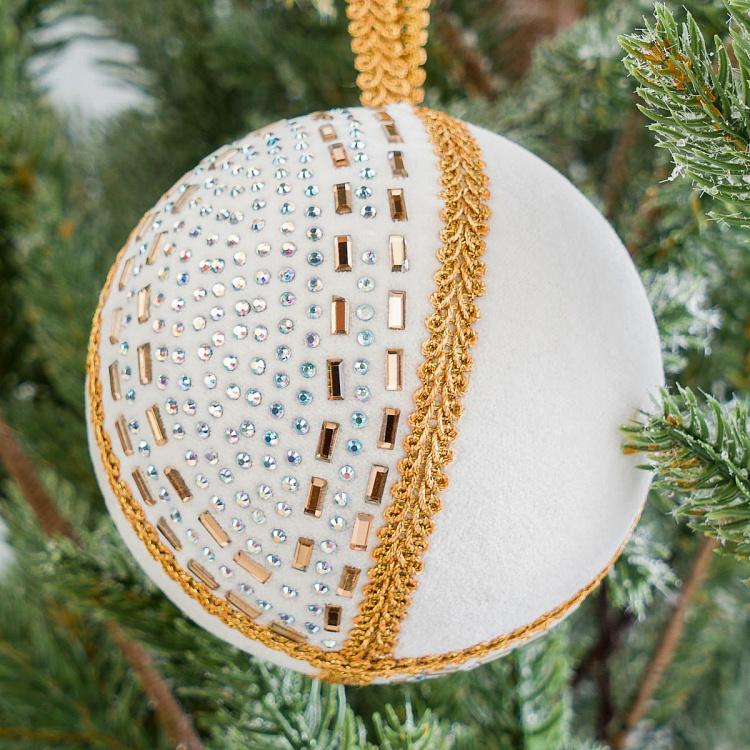 Ёлочная игрушка Белый бархатный шар с золотистыми стразами Rhinestones Textile Ball White 9 cm