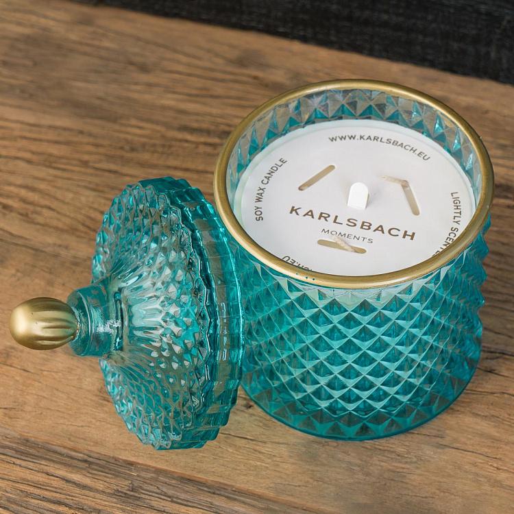 Аромасвеча в голубом фасетном стакане Огурец, L Aroma Candle In Blue Faceted Glass Cucumber Large