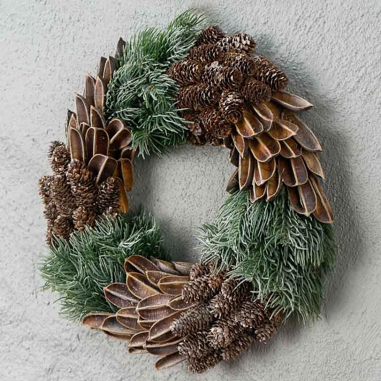 Новогодний заснеженный венок с шишками и ракушками Frost Pinecone Wreath Brown Green 34 cm