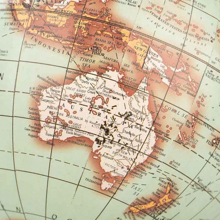 Винтажный зелёный глобус на деревянном основании Vintage Globe Green Gold On Natural Base