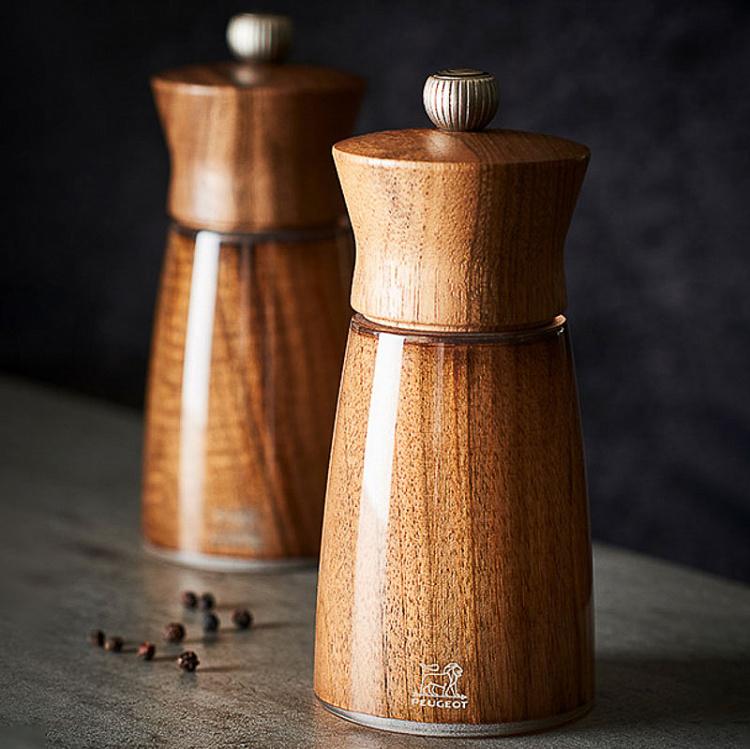 Мельница для соли Мерибель, орех Meribel Salt Mill Walnut Wood