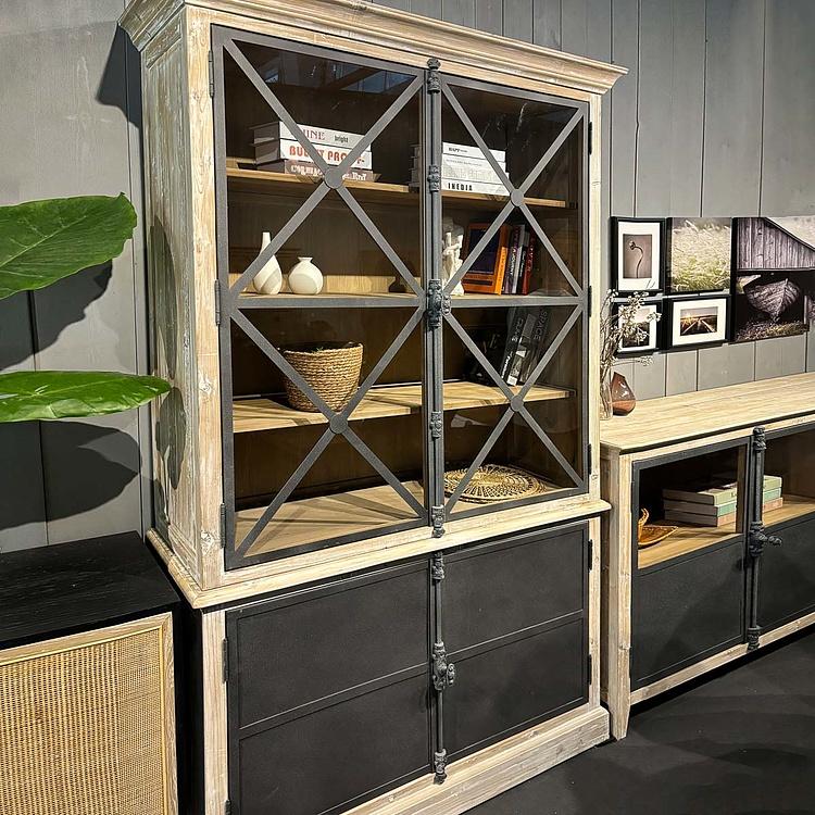 Сервант Шлюз Gateway Display Bookcase DB