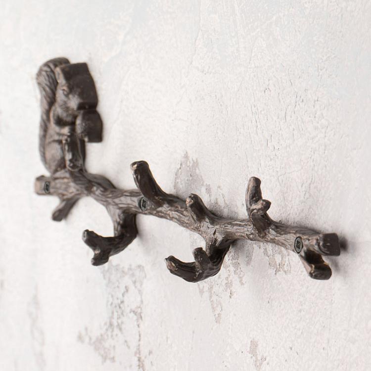 Настенная вешалка для одежды Белка на ветке Coat Holder Squirrel On Branch
