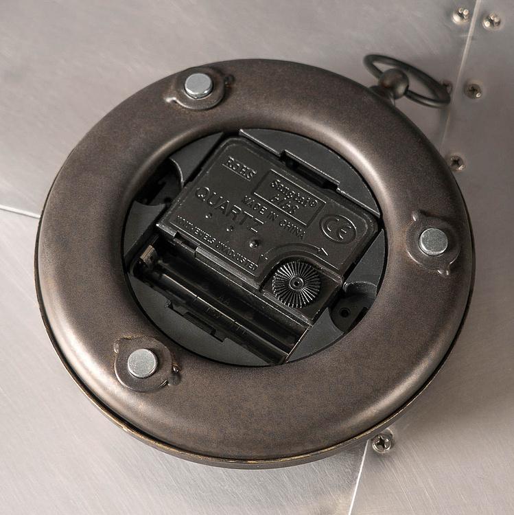 Часы на магнитах Magnet Clock