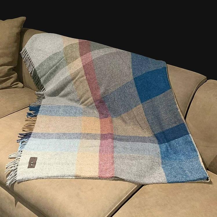 Шерстяной плед Арекипа в серую, коричневую и синюю клетку, 120x180 см Arequipa Plaid Grey Brown Blue 120x180 cm