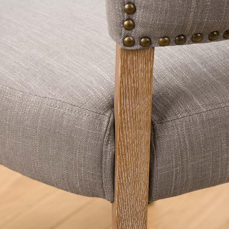Стул Мами с заклёпками, песочные ножки Mami Dining Chair With Studs, Oak Sandwashed