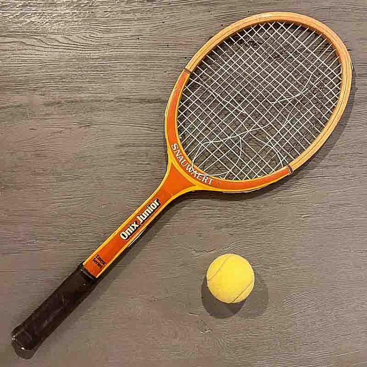Винтажная теннисная ракетка и мяч 11 Vintage Tennis Racket And Ball 11