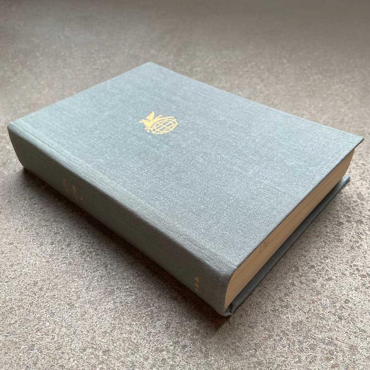 Винтажная книга Библиотека всемирной литературы, том 196-3. Война с саламандрами. Мать. Юморески. К. Чапек Vintage Book World Literature Library 196-3