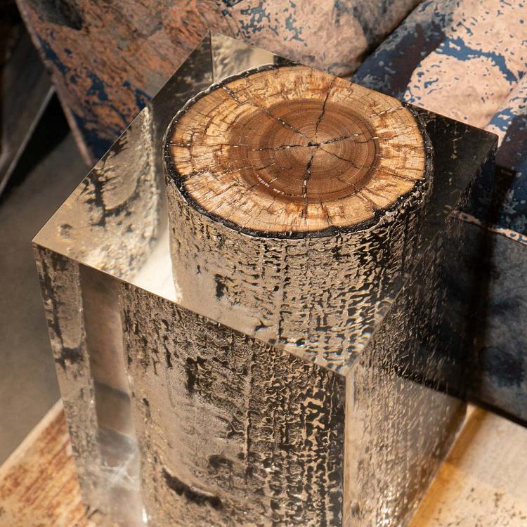Прикроватный столик Ниллек с обожжённым стволом дерева в акриле F162 Nilleq Occasional Table, Burnt Wood