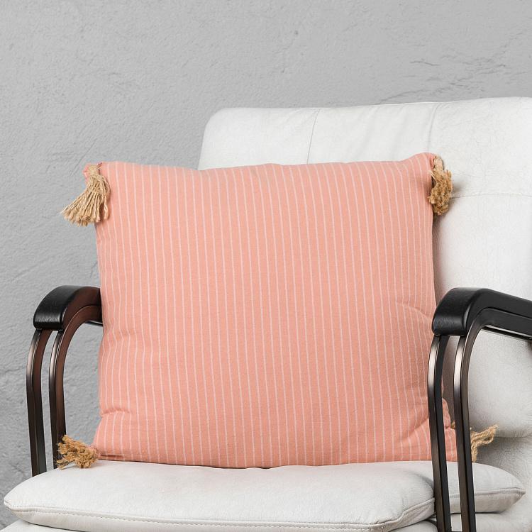 Декоративная розовая подушка с джутовыми кисточками Cushion With Jute Light Pink