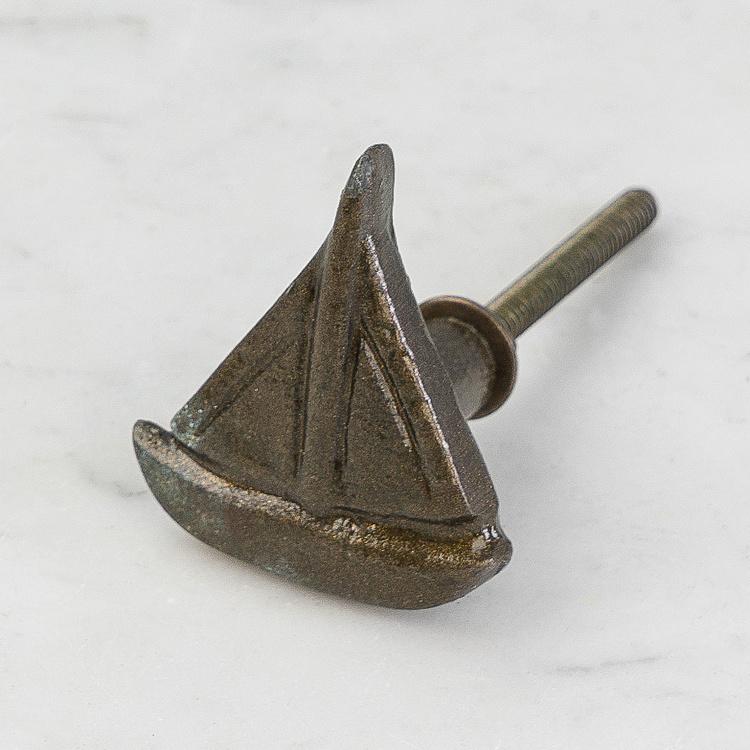 Мебельная ручка Парусник латунного цвета Sailboat Knob Brass Antique