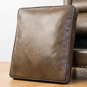 Кресло Churchill Armchair RM натуральная кожа Antique Master