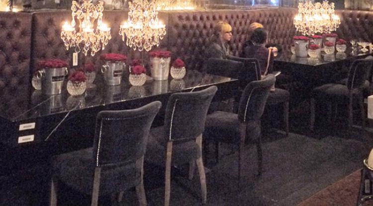 Стенд Timothy Oulton на парижской выставке Maison & Objet на сайте Architectural Digest