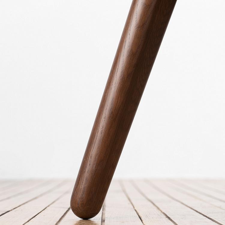 Кресло Читатель, тёмные ножки  The Reader Wing Chair, Dark Oak