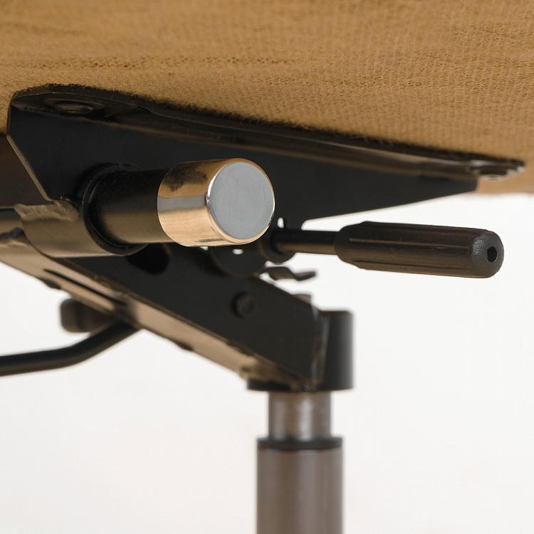 Рабочее кресло Неаполь, чёрные подлокотники Ufficio Napoli Armchair, Black Wood D