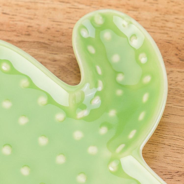 Салатовое сервировочное блюдо Пачи кактус Pachy Cactus Plate Light Green