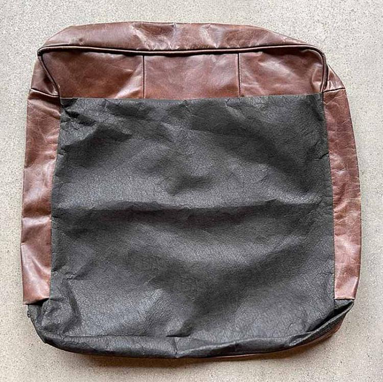 Набор из двух чехлов для диванных подушек Вестминстер Set Of 2 Cushion Covers For Westminster Feather 2 Seater Vintage Cigar