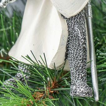 Ёлочная игрушка Knight In White 14 cm