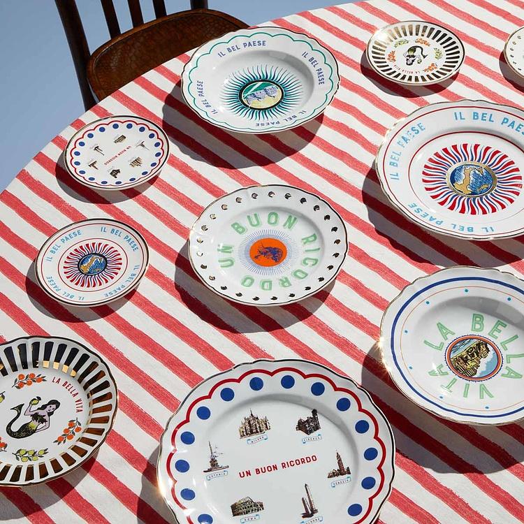 Обеденная тарелка Хорошие воспоминания Памятники Un Buon Ricordo Dinner Plate Monumenti