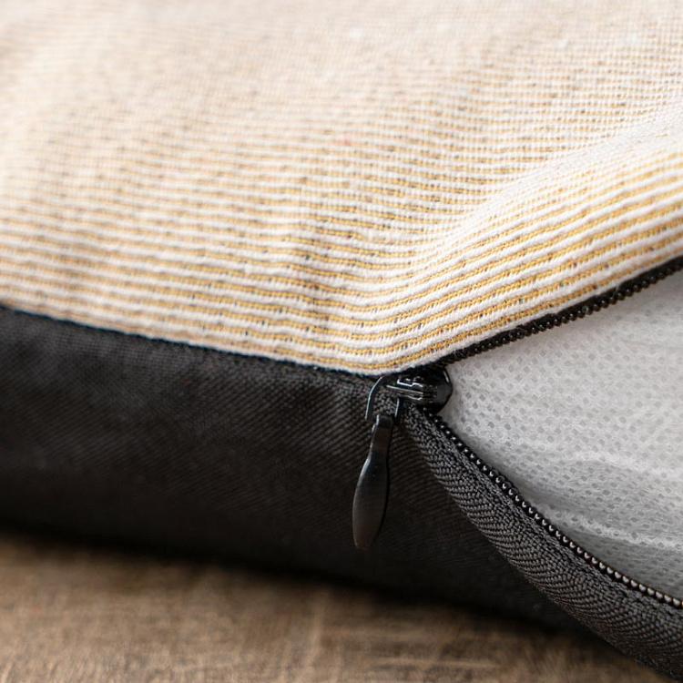 Декоративная подушка Божья коровка Cushion Ladybird