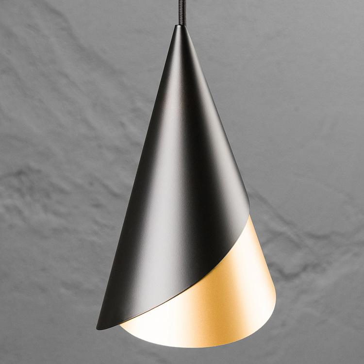 Чёрно-латунный подвесной светильник Рожок на чёрном проводе Cornet Black Brass With Black Cord