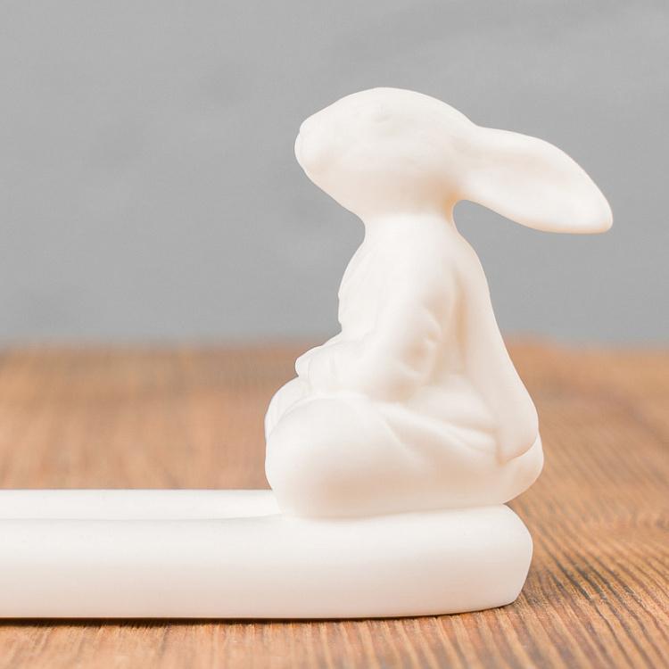 Подставка для благовоний цвета слоновой кости Медитирующий кролик Meditating Rabbit Incense Stand Ivory