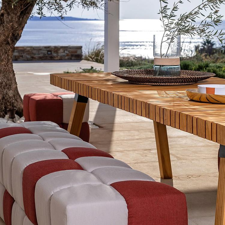 Садовый обеденный стол из тика Блоу Blow Dining Table, Golden Teak