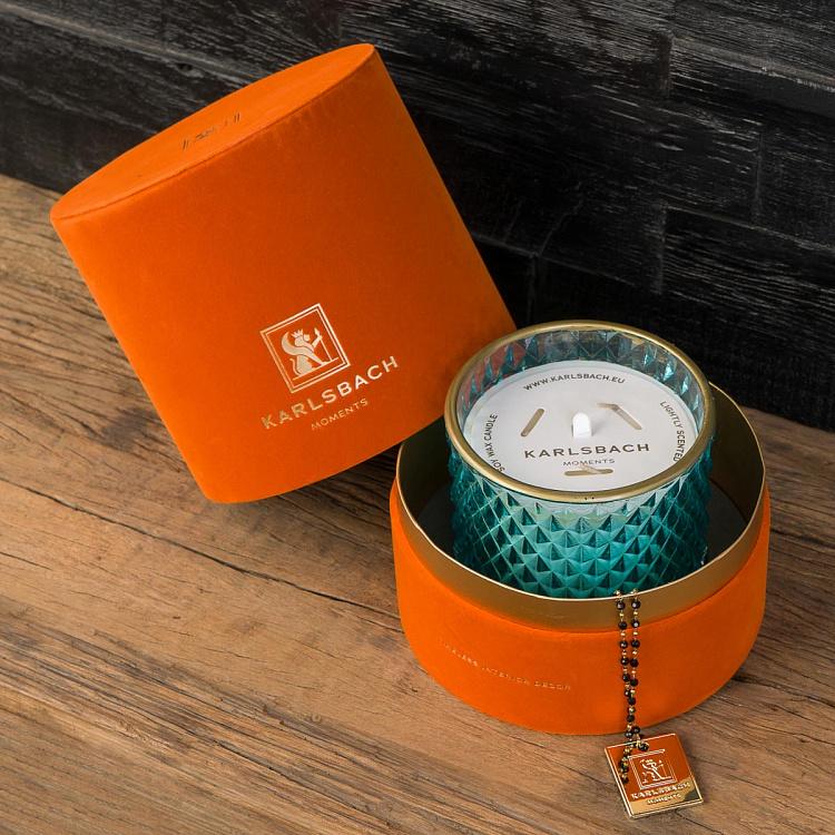 Аромасвеча в голубом фасетном стакане Огурец, L Aroma Candle In Blue Faceted Glass Cucumber Large