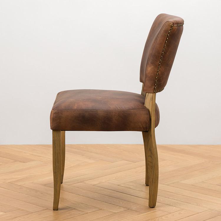 Стул Мами с заклёпками, светлые ножки Mami Dining Chair With Studs, Oak Brown
