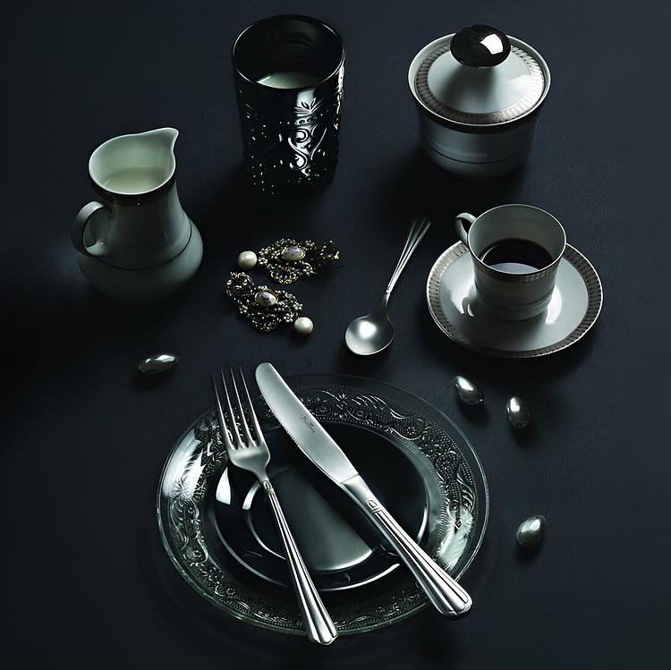 Набор из 126 столовых приборов на 12 персон в деревянной коробке Бернини Set Of 126 Cutlery Pieces Bernini Wooden Box