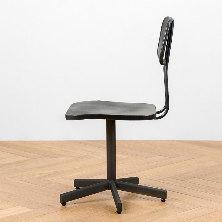 Чёрный крутящийся стул Black Swivel Chair